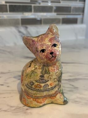 Vintage cat figurine Decoupage kitschy kitty cat decor